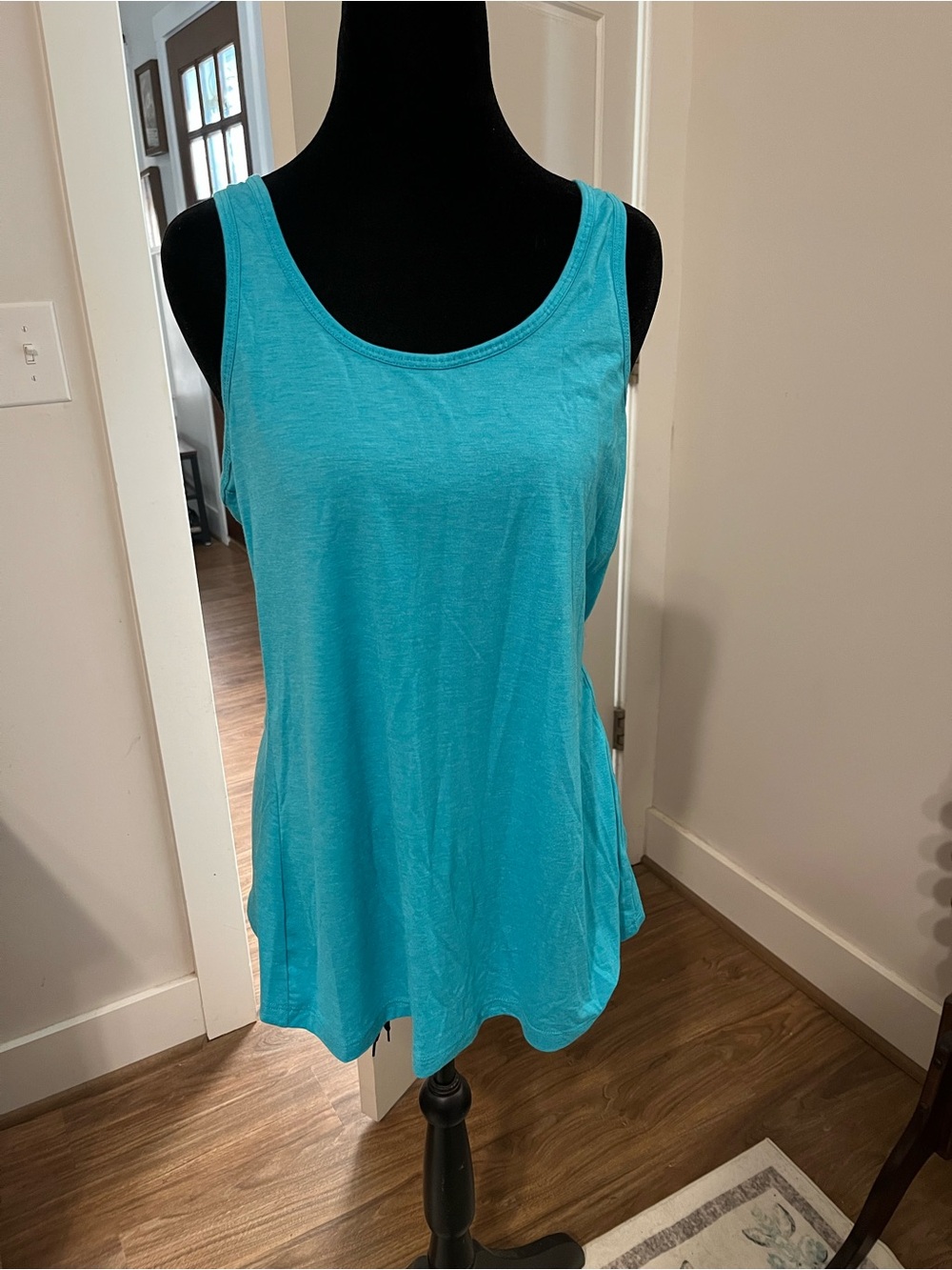 Women’s Apana Blue Tank Top Size Medium